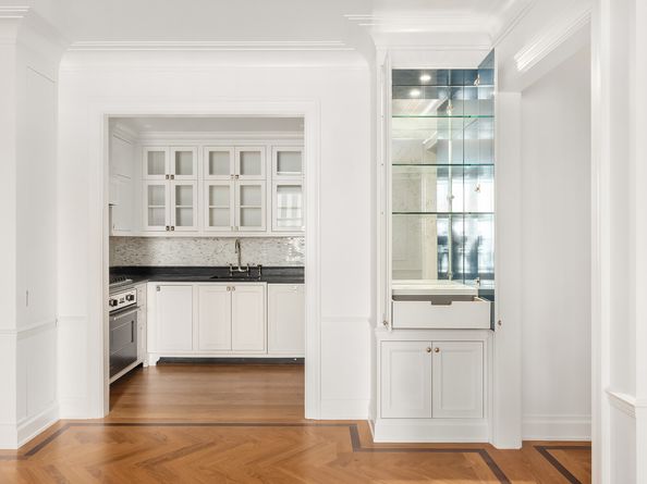 1 Central Park S 1711, New York NY 10019