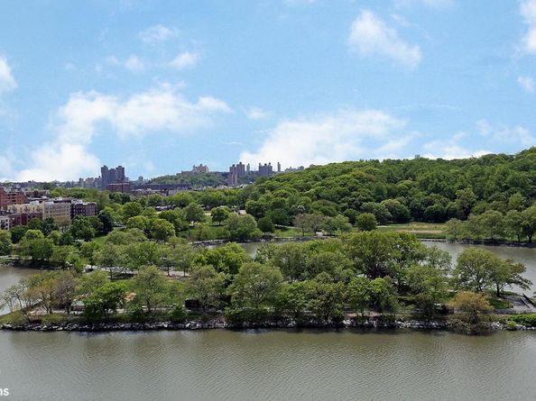 2400 Johnson Avenue 11K, Bronx NY 10463