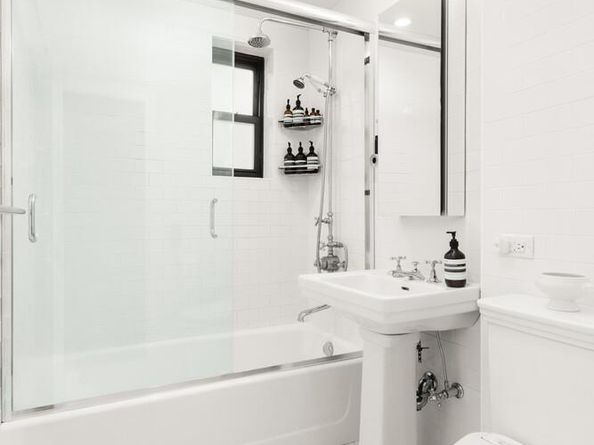 229 East 79th Street 7C, New York NY 10075