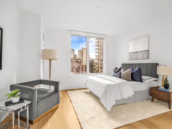 255 East 74th Street 6C, New York NY 10021