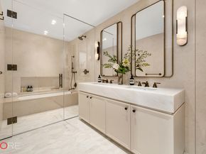 310 East 86th Street 17A, New York NY 10028