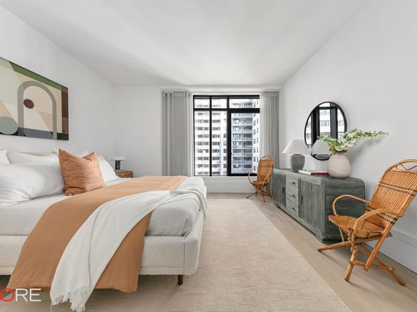 310 East 86th Street 17A, New York NY 10028