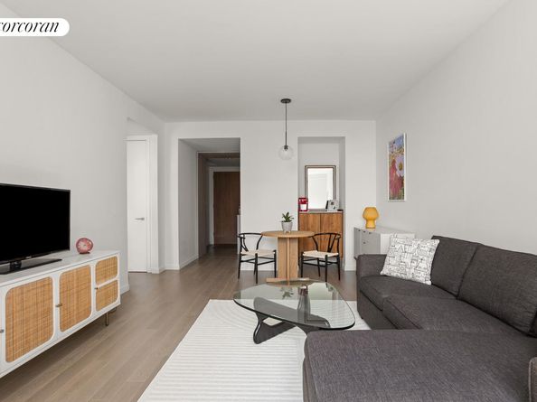 1 City Point 27J, Brooklyn NY 11201