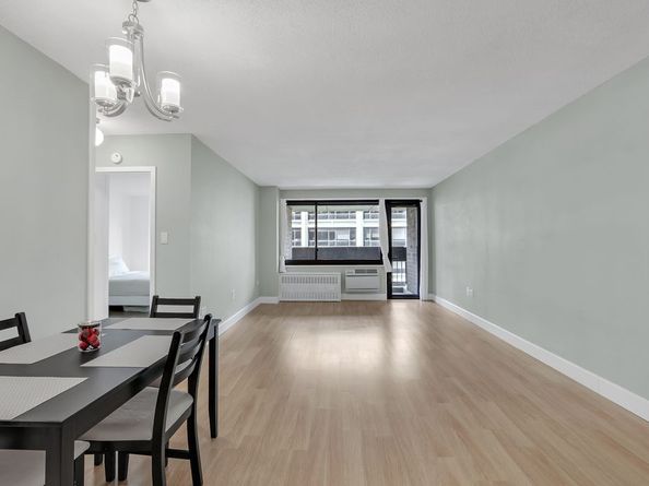 333 Pearl Street 8J, New York NY 10038