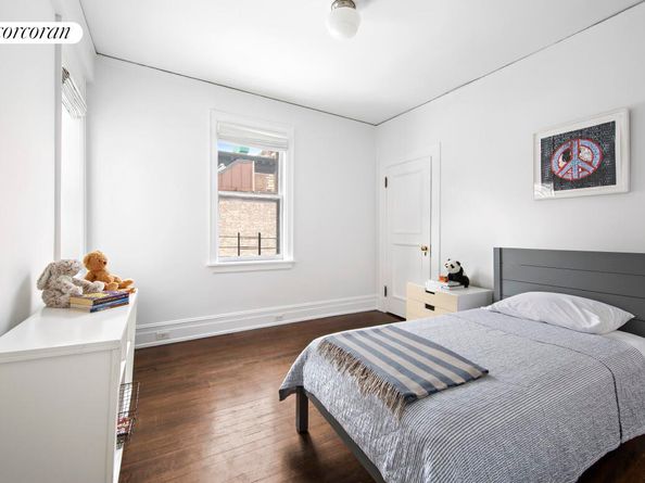132 East 19th Street 6F, New York NY 10003