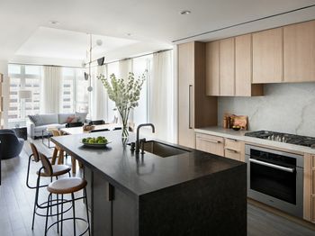 543 West 122nd Street
