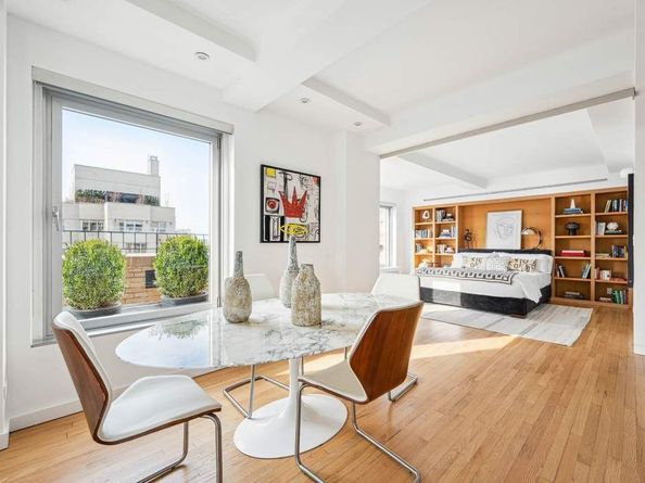 1 Fifth Avenue PH18EF, New York NY 10003