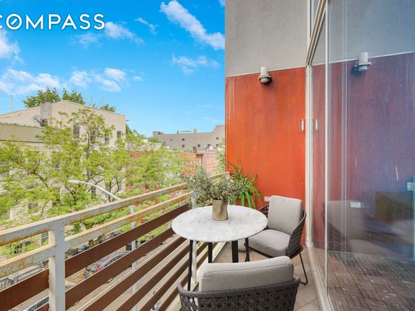 190 Green Street 401, Brooklyn NY 11222