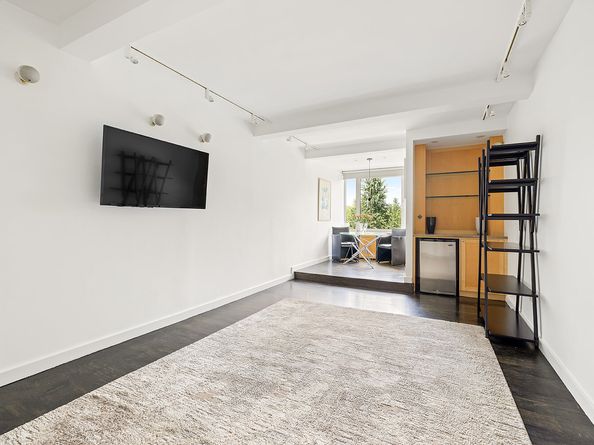 120 Central Park S 6ABC, New York NY 10019