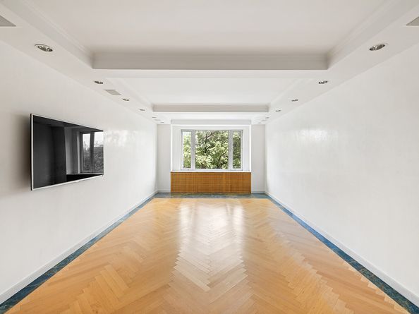 120 Central Park S 6ABC, New York NY 10019