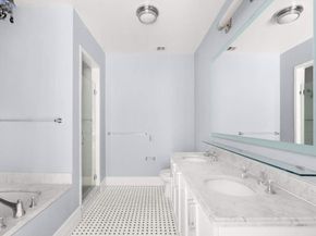 30 Main Street 2H, Brooklyn NY 11201