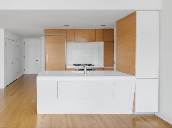2 River Terrace 18F, New York NY 10282