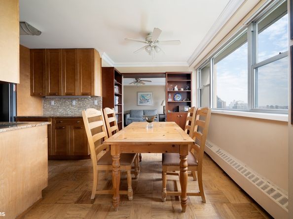 75 Henry Street 20E, Brooklyn NY 11201