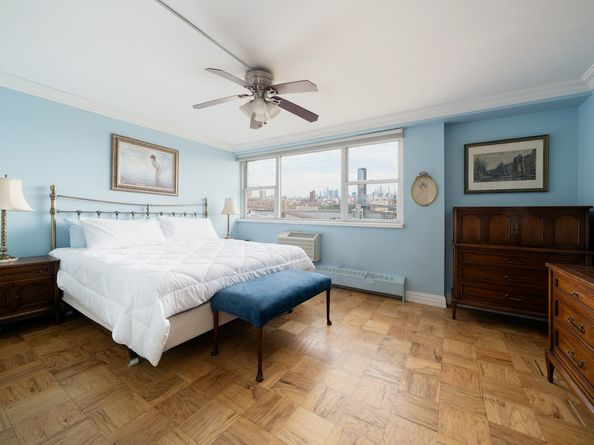 75 Henry Street 20E, Brooklyn NY 11201