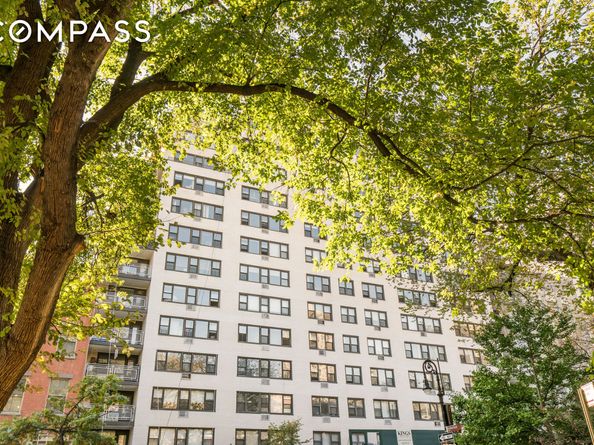 230 East 15th Street 8N, New York NY 10003
