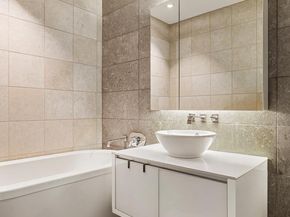 247 West 46th Street 2501, New York NY 10036