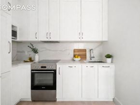 21-24 45th Road 1, Queens NY 11101