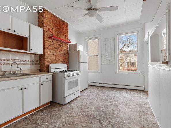 318 21st Street, Brooklyn NY 11215