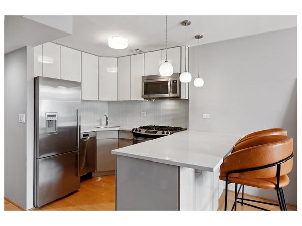 215 East 24th Street 820, New York NY 10010