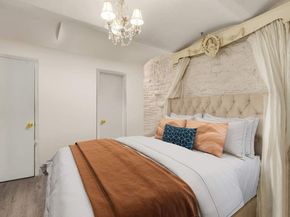 517 East 87th Street Triplex, New York NY 10128