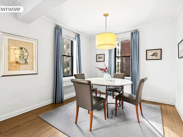 30 East 9th Street 4M, New York NY 10003