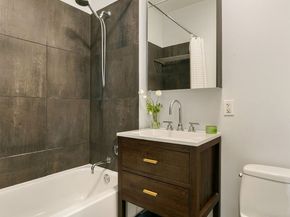 184 Kent Avenue B305, Brooklyn NY 11249