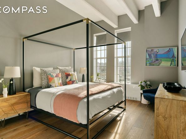 184 Kent Avenue B305, Brooklyn NY 11249