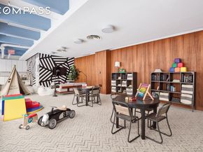 184 Kent Avenue B305, Brooklyn NY 11249