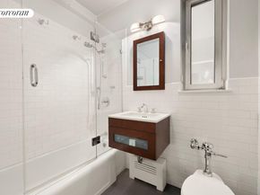 440 East 56th Street 1B, New York NY 10022