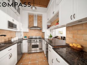 228 West 21st Street 2, New York NY 10011