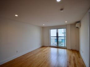 63-34 Fresh Pond Road 4G, Queens NY 11385
