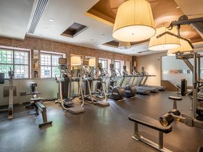 2-17 51st Avenue 517, Queens NY 11101