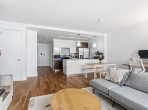 2-17 51st Avenue 517, Queens NY 11101