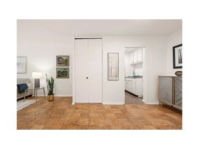 16 West 16th Street 2AS, New York NY 10011