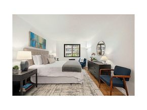 16 West 16th Street 2AS, New York NY 10011