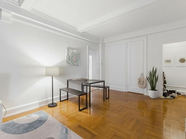 120 West 58th Street 6A, New York NY 10019