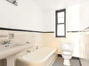 135 Eastern Parkway 2B1, Brooklyn NY 11238
