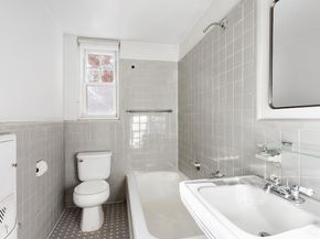 160 Cabrini Boulevard 10, New York NY 10033