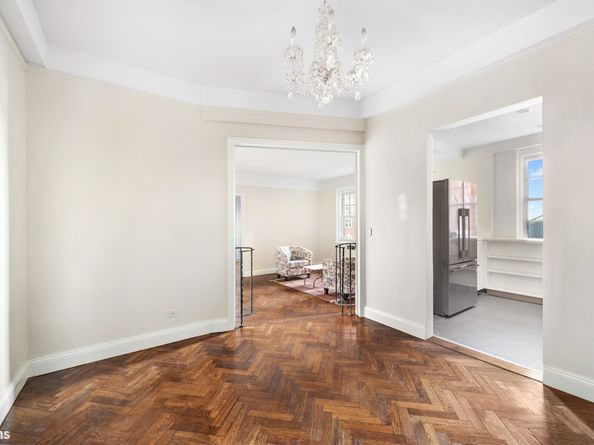 160 Cabrini Boulevard 10, New York NY 10033