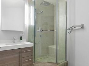 330 East 38th Street 24A, New York NY 10016