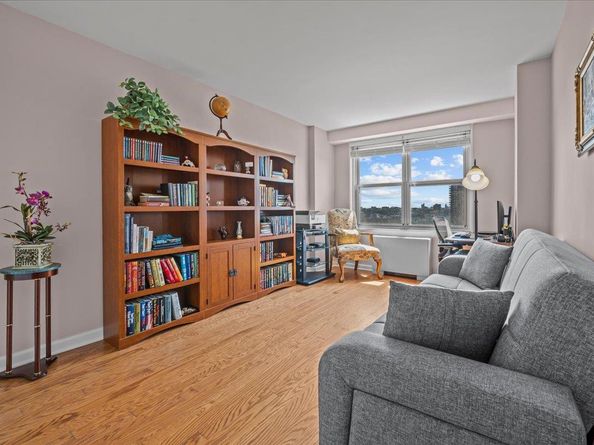 555 Kappock Street 14C, Bronx NY 10463