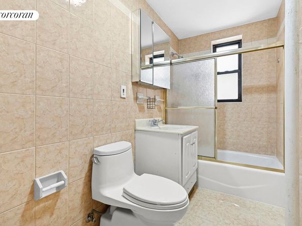 30-83 Crescent Street 7A, Queens NY 11102