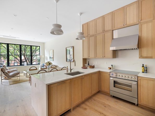 379 12th Street 3B, Brooklyn NY 11215