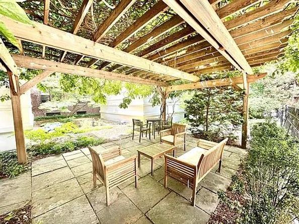 305 8th Avenue D3, Brooklyn NY 11215