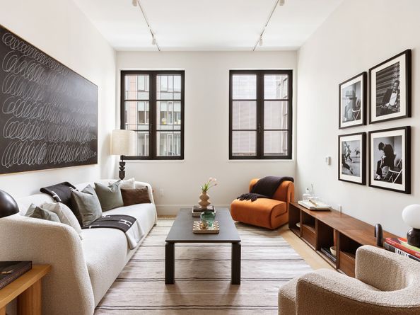 517 West 29th Street 7E, New York NY 10001