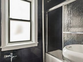 113 1/2 West 15th Street 3E, New York NY 10011