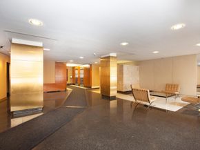 305 East 24th Street 20B, New York NY 10010