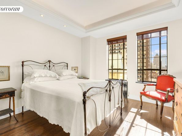 340 West 57th Street 16J, New York NY 10019