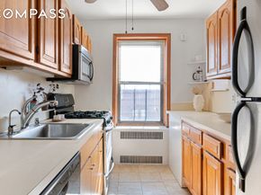 25-40 31st Avenue 6M, Queens NY 11106