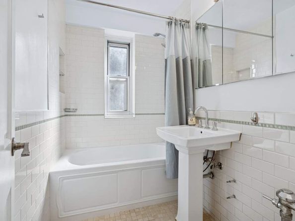 477 Fdr Drive M1304, New York NY 10002